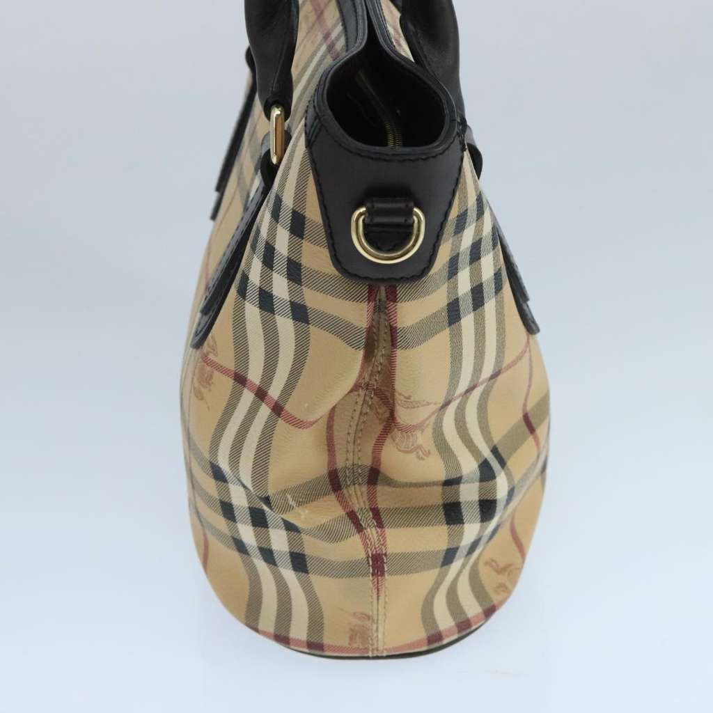 Burberry Newfield Tote Beige Canvas Good condition - Model View