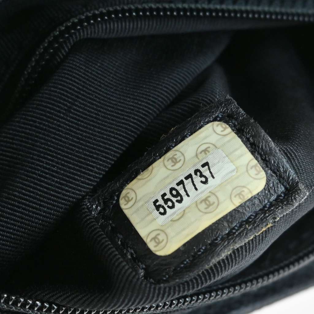 Chanel Vintage CC Resin Flap Backpack Black Leather Good condition - Box View