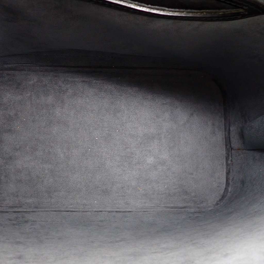 Louis Vuitton Alma Handbag Black Leather Very good condition - Box View