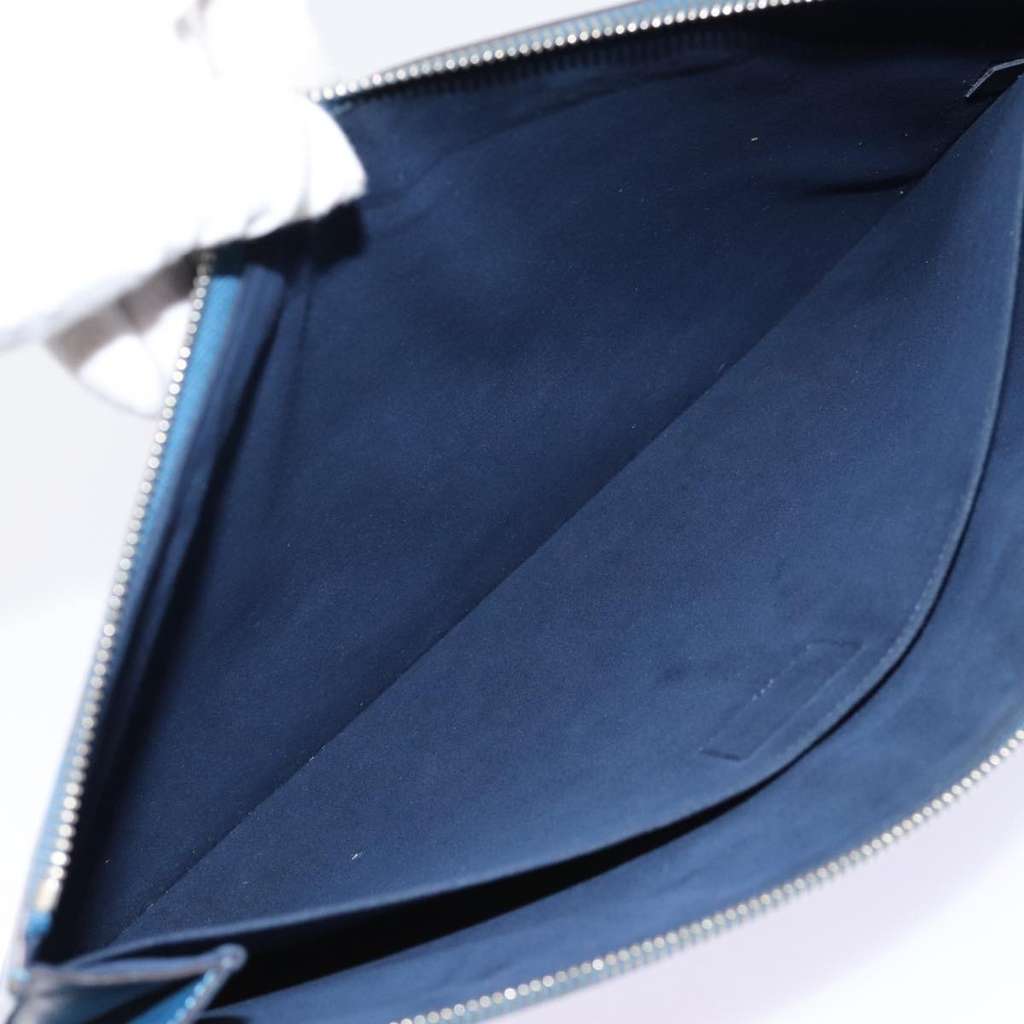 Louis Vuitton Pochette Jour Blue Leather Good condition - Box View
