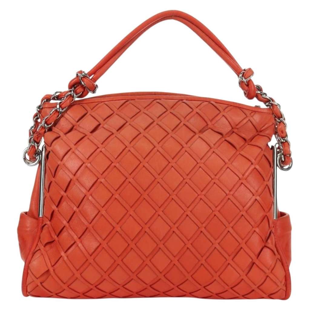 Chanel Ultimate Soft Hobo Orange Leather Very good condition - Back View