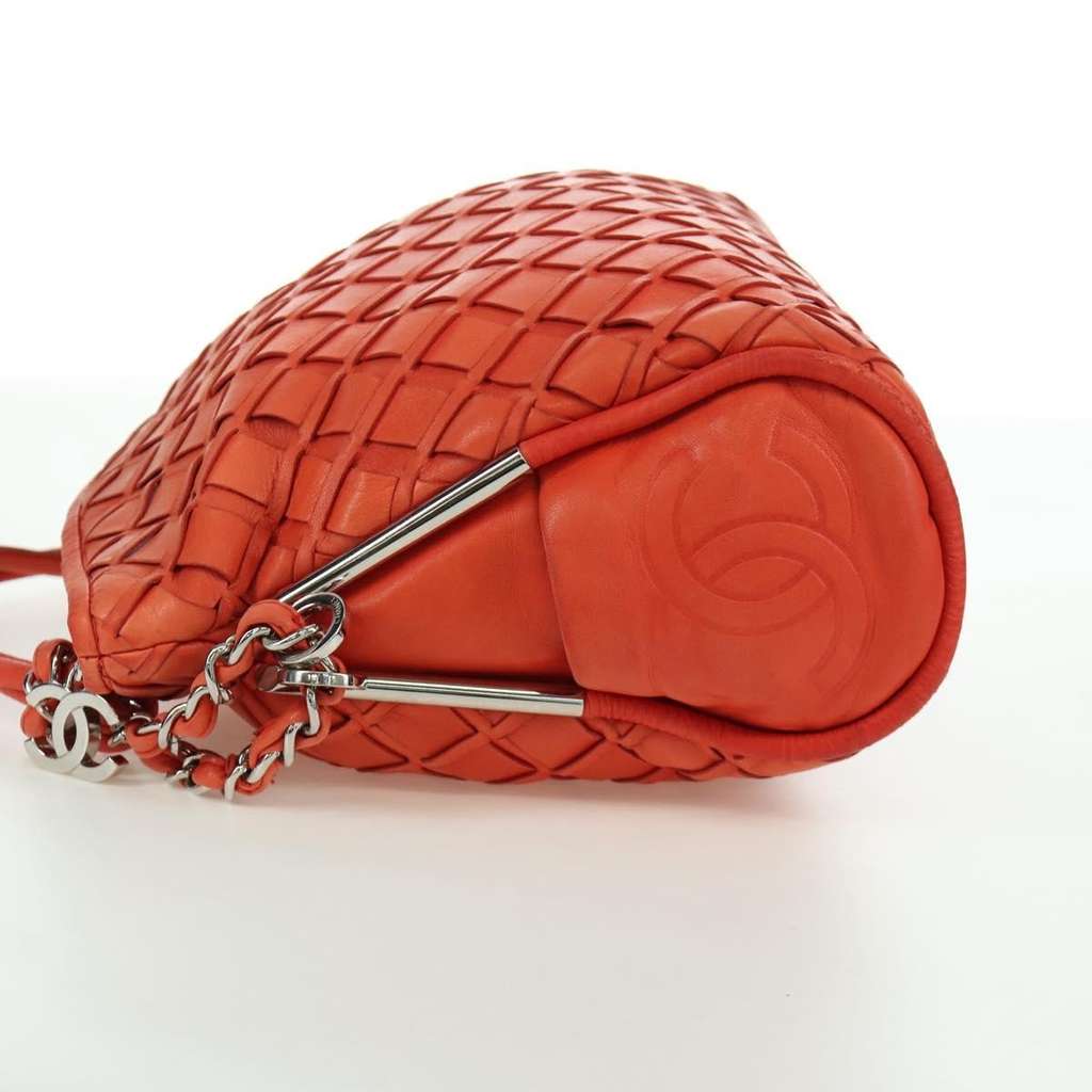 Chanel Ultimate Soft Hobo Orange Leather Very good condition - Inside View