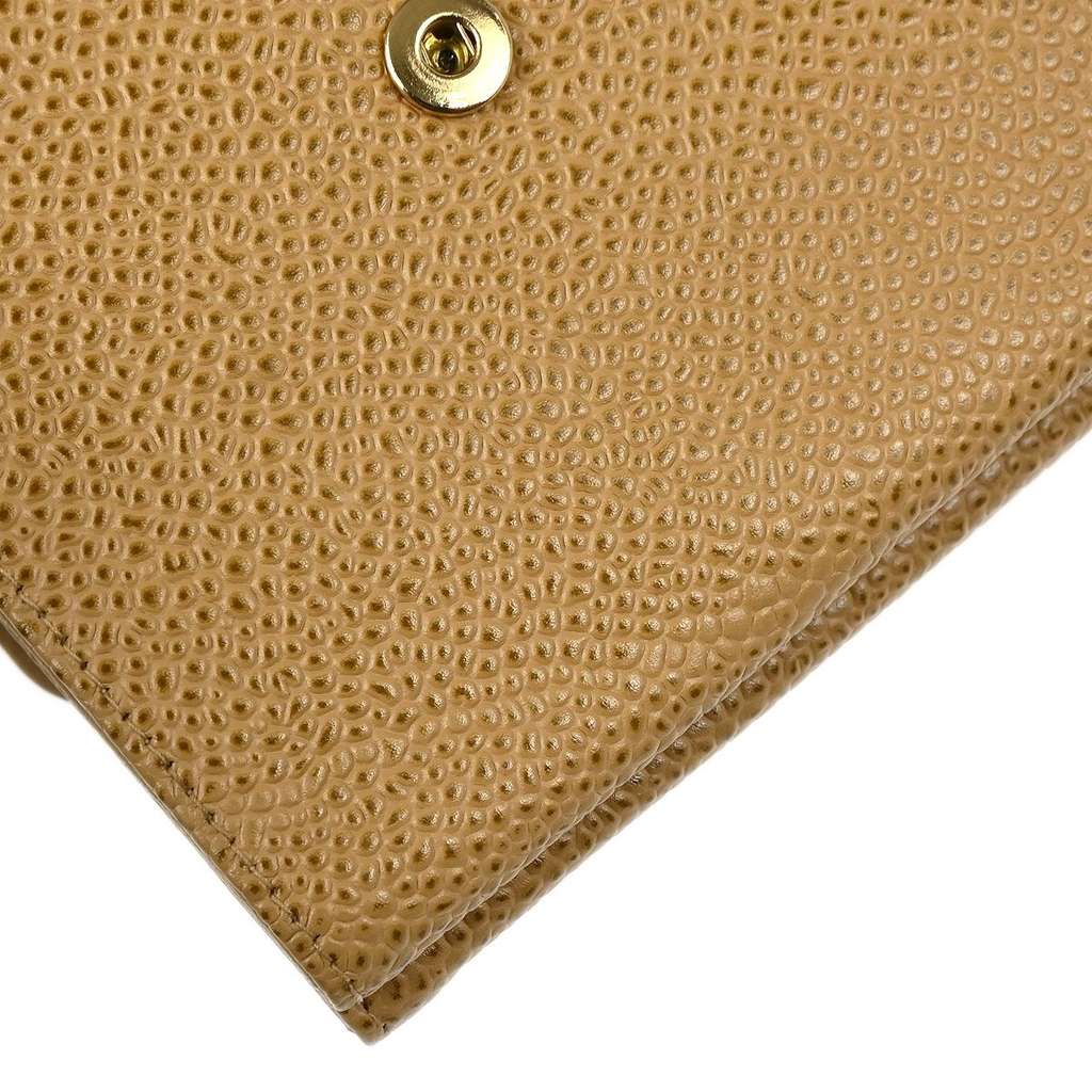 Chanel Vintage Timeless CC Bifold Wallet Beige Leather Very good condition - Model View