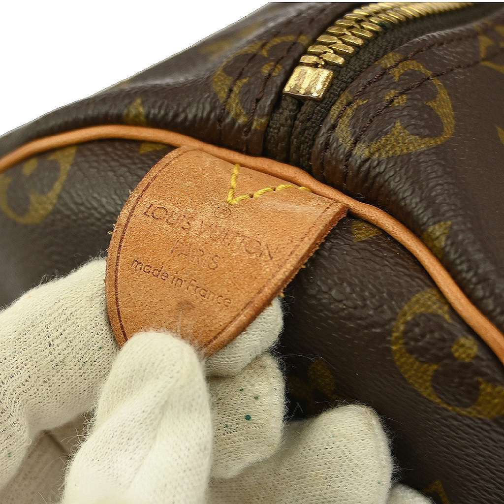 Louis Vuitton Keepall Bag Brown Canvas Very good condition - Model View