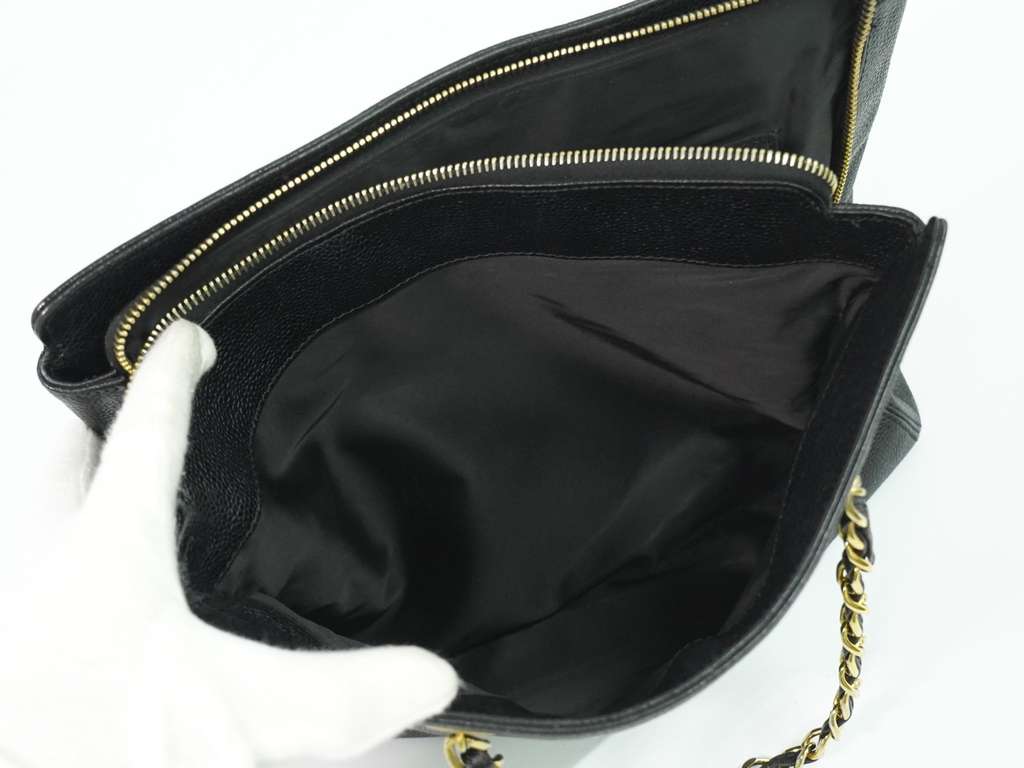 Chanel Vintage Logo Chain Tote Black Leather Very good condition - Box View