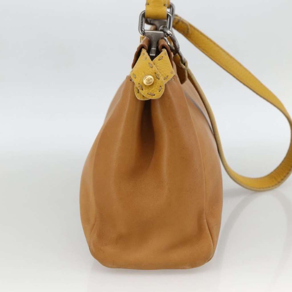 Fendi Selleria Peekaboo Bag Beige Leather Good condition - Inside View