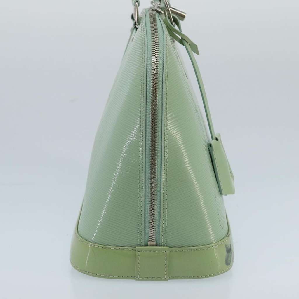 Louis Vuitton Alma Handbag Green Good condition - Model View