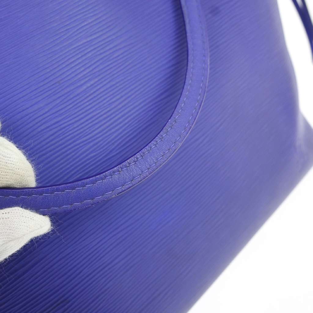 Louis Vuitton Neverfull Tote Blue Leather Very good condition - Box View