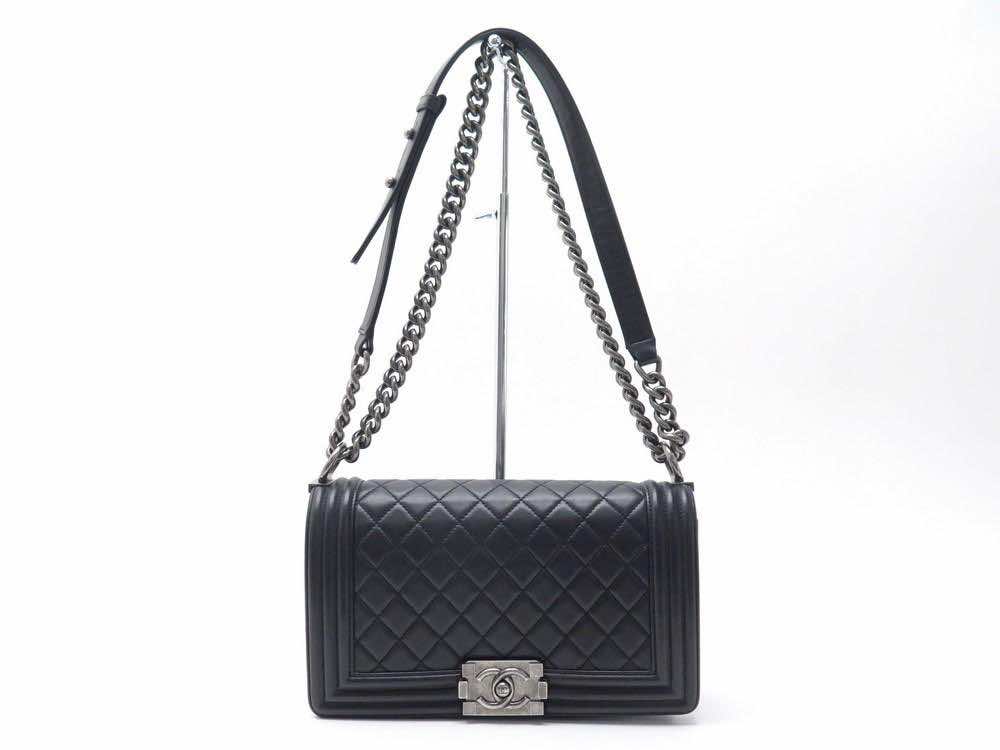 Chanel Boy - Back view