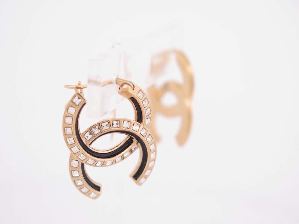 Chanel cc - Back view