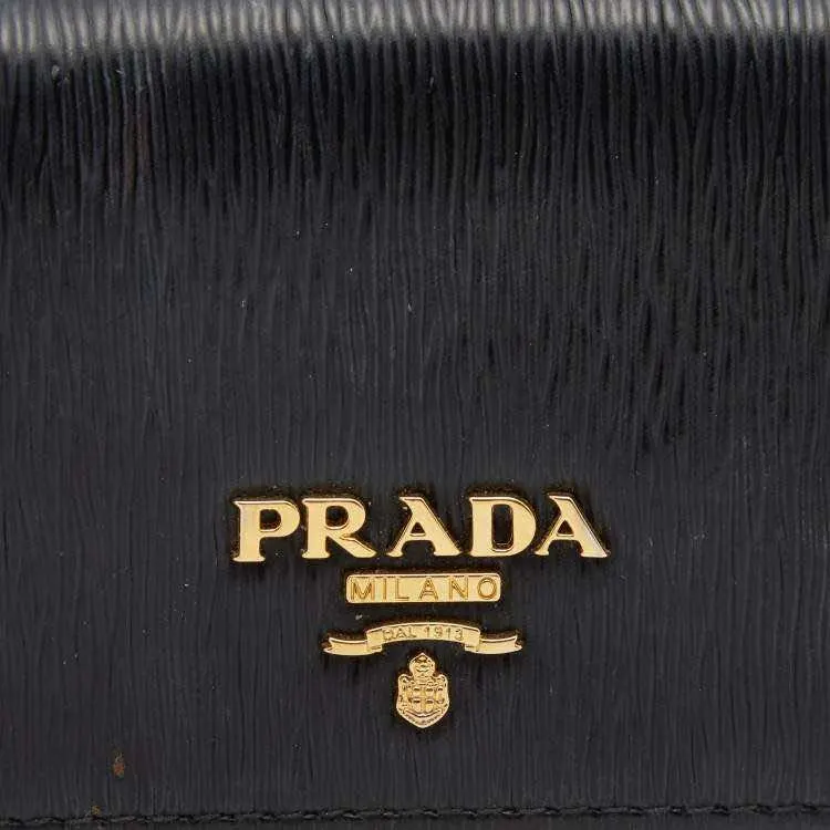 Prada Saffiano Black Leather Never worn - Inside View