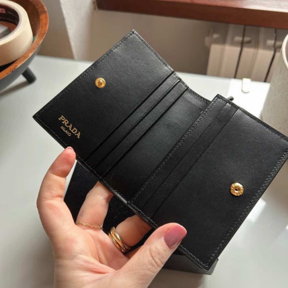 Prada Saffiano - Detail 1