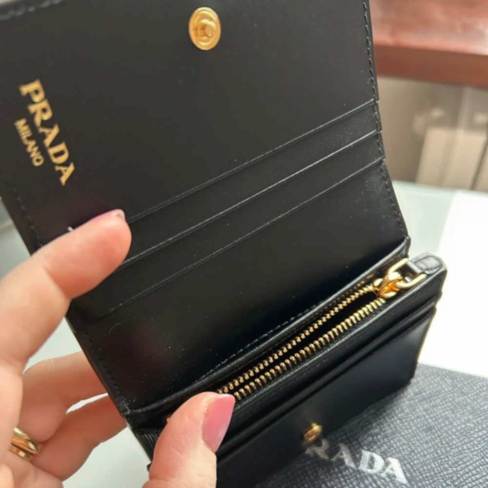 Prada Saffiano - Detail 2