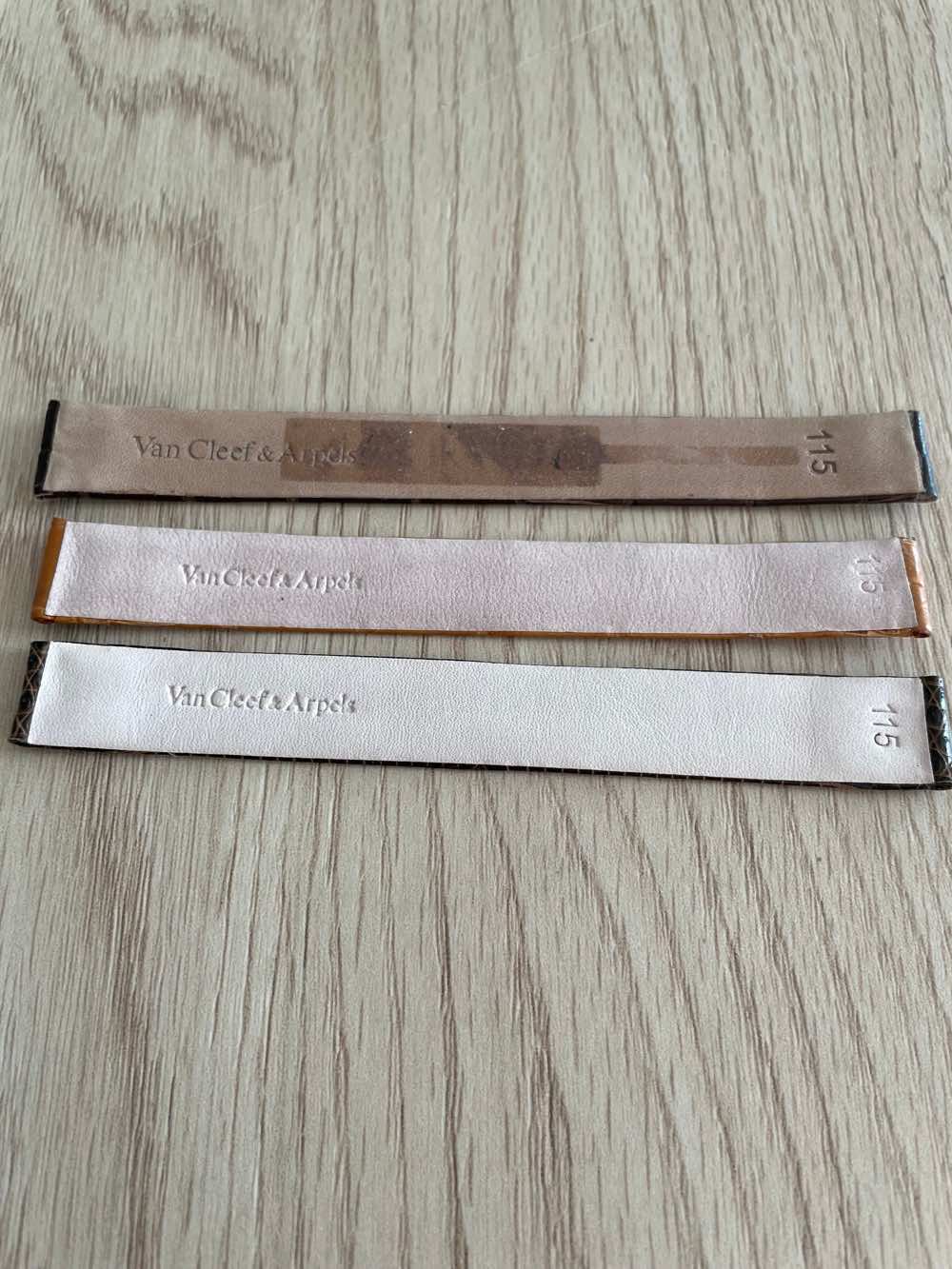 Van Cleef & Arpels Cadenas - Side view