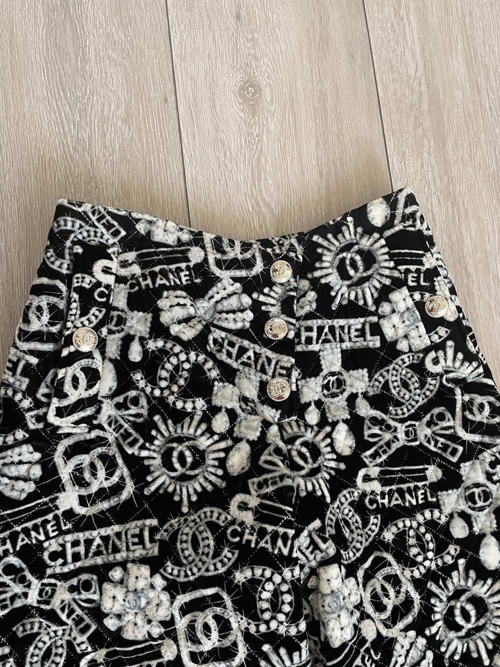 Chanel Coco neige - Image 10