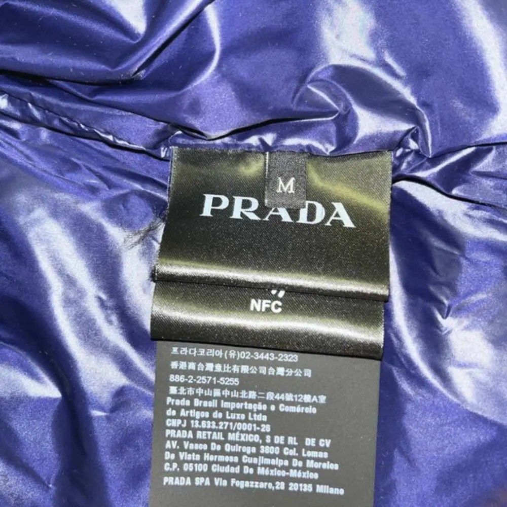 Prada Down vest jacket Navy Never worn, with tag - Model View