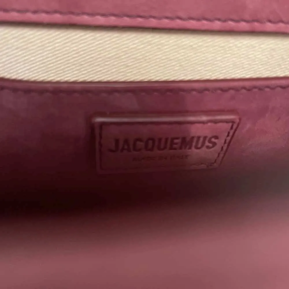 Jacquemus Bambino Grey Suede Never worn, with tag - Model View