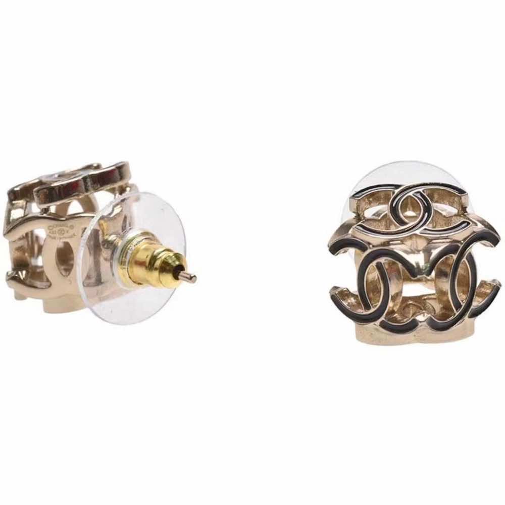 Chanel cc - Back view