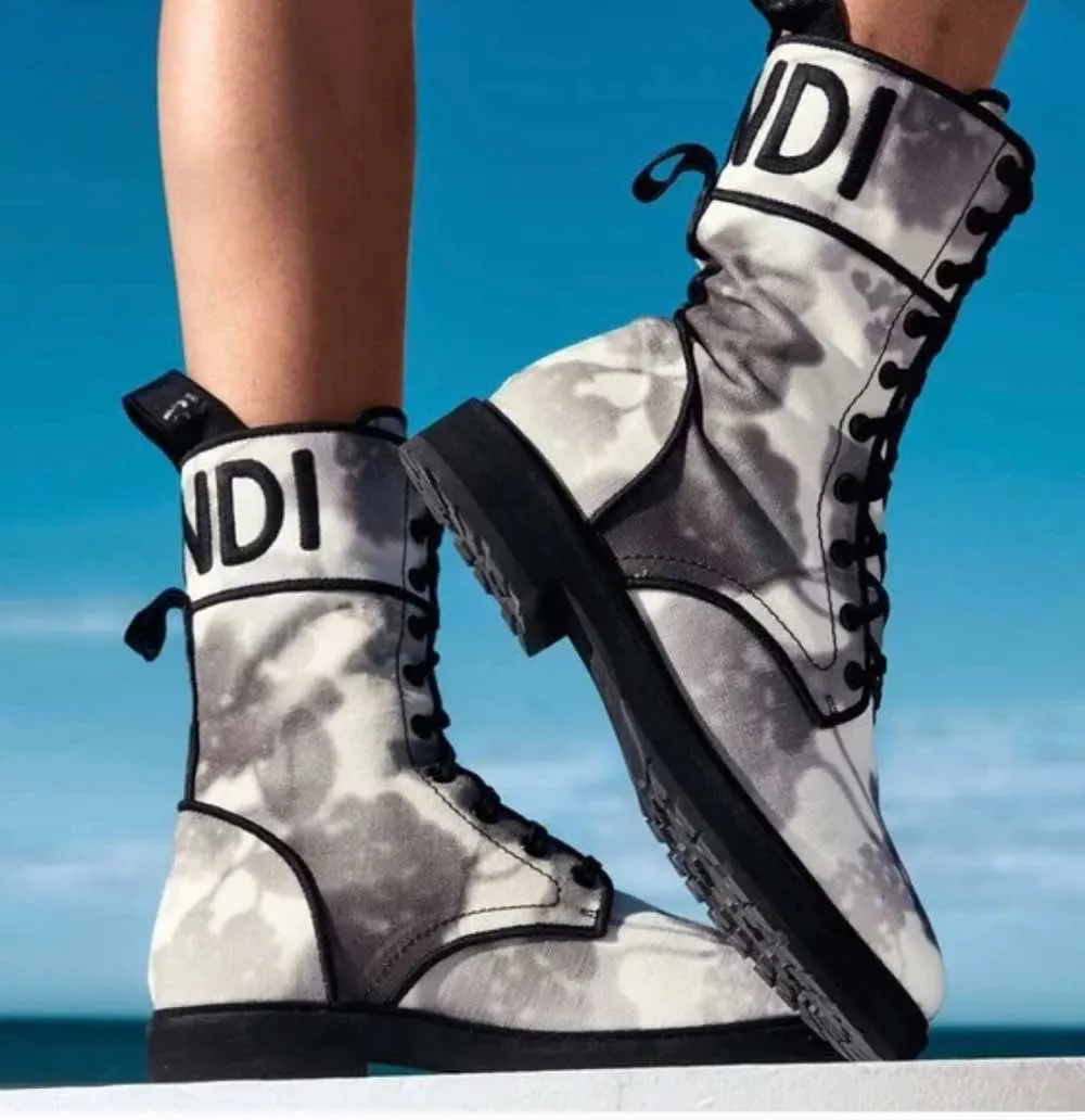 Fendi Rider White Never worn, with tag - Inside View
