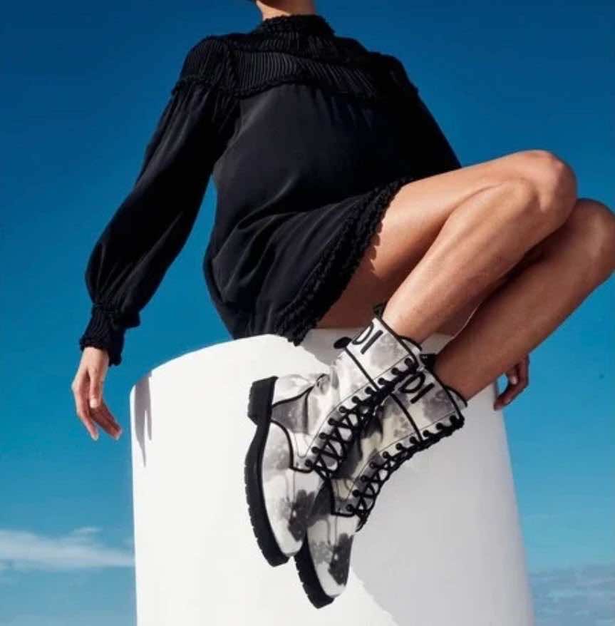 Fendi Rider - Side view