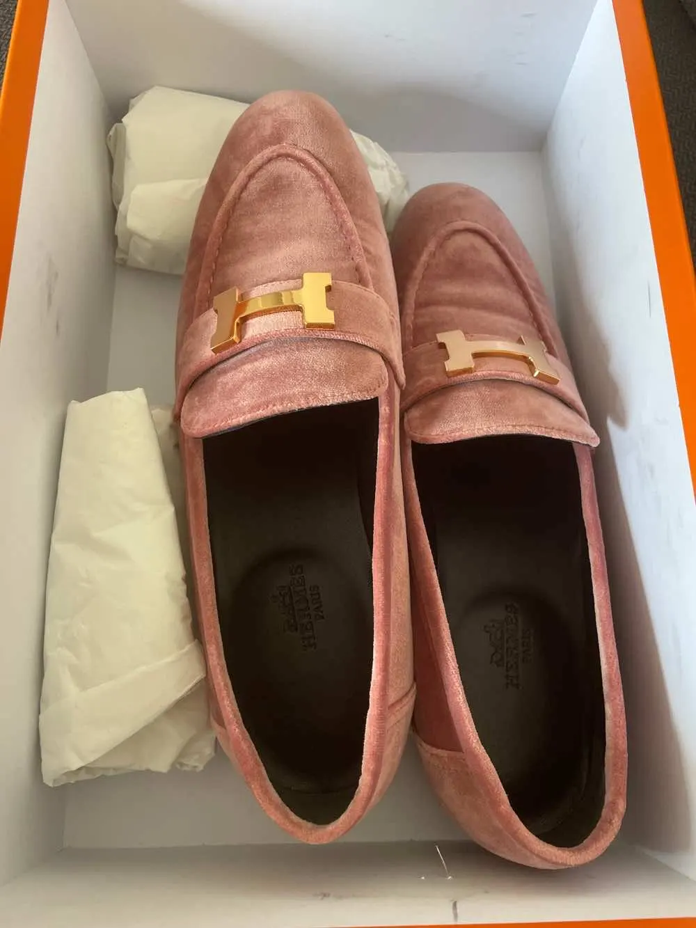 Hermès Paris Pink Velvet Never worn - Box View