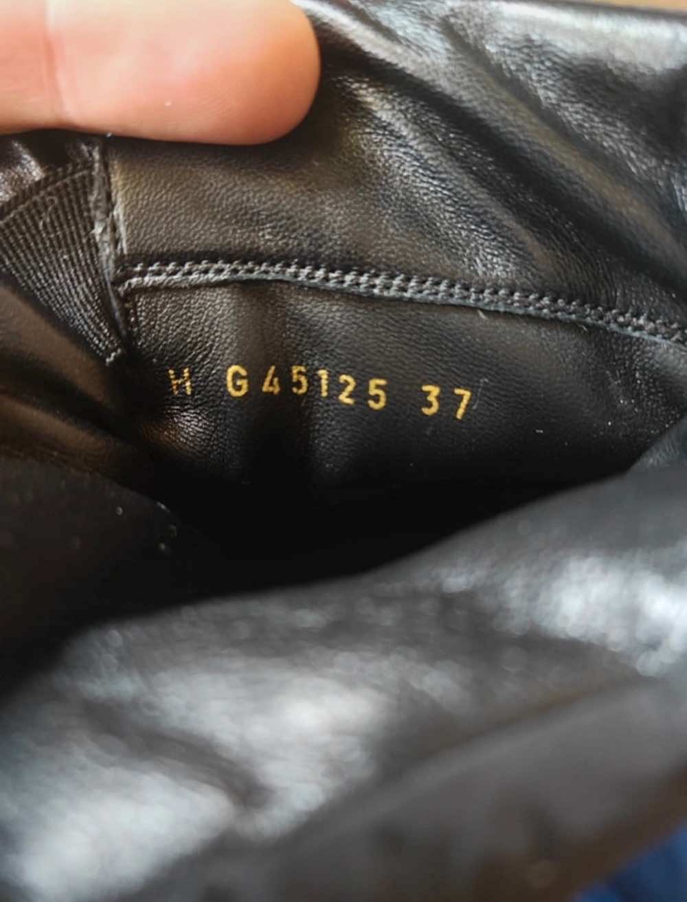 Chanel Cruise 2023 - Image 10