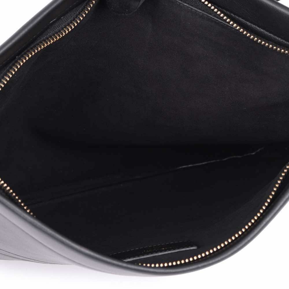 Dior Clutch - Detail 2