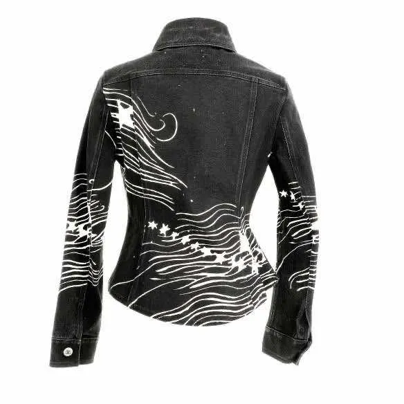 Chanel Denim jacket Grey Denim Never worn, with tag - Model View