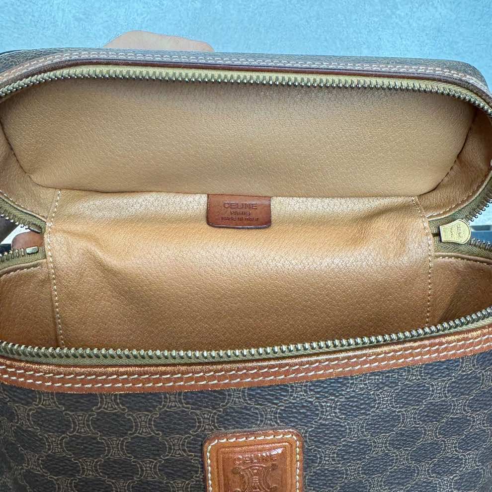 Céline Vanity - Detail 2