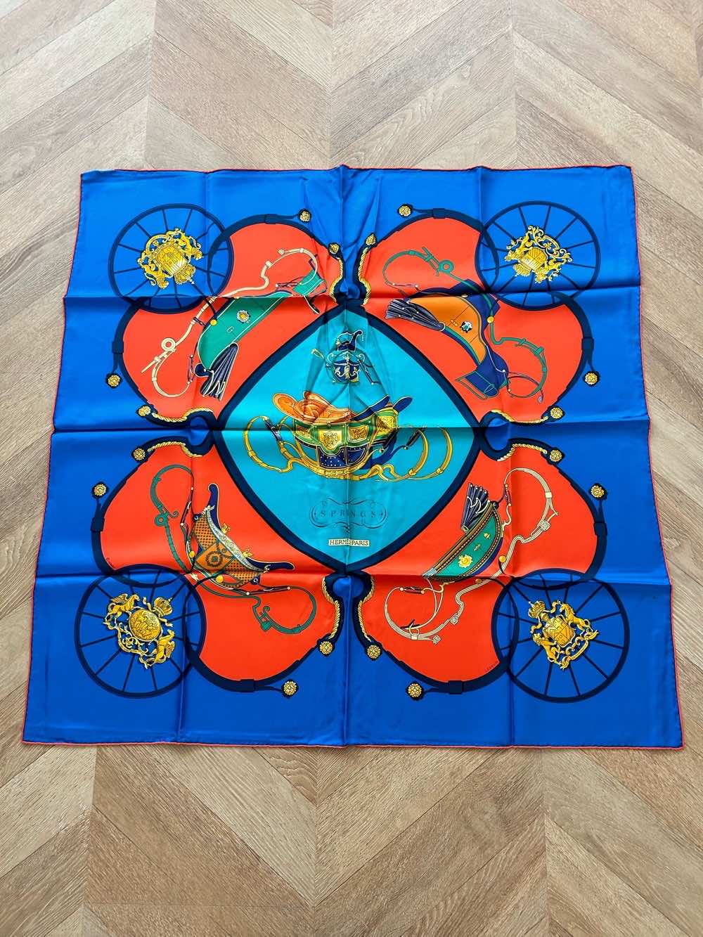 Hermès Springs - Back view