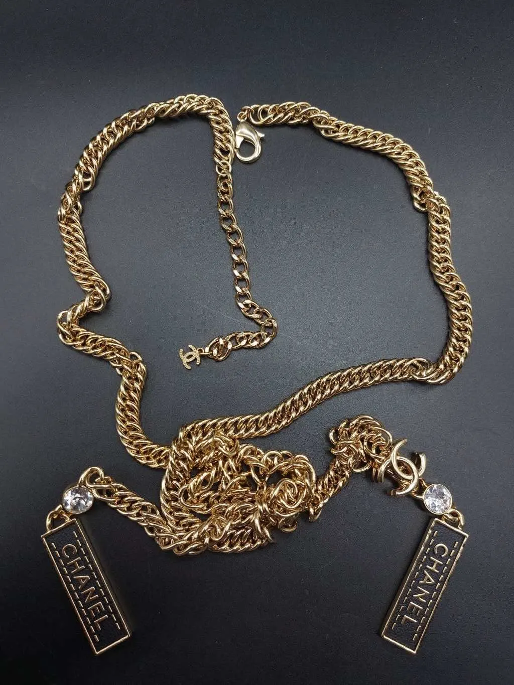 Chanel Knotted chain necklace Gold Metal Very good - Back View