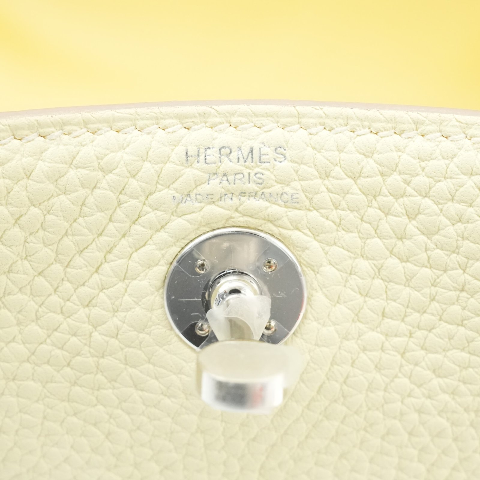 Hermès Lindy Mini Jaune Milton Taurillon Clemence Leather Shoulder Bag Year 2025 - Image 15