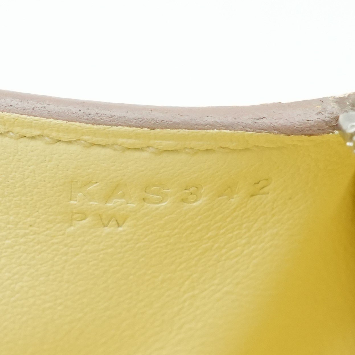 Hermès Lindy Mini Jaune Milton Taurillon Clemence Leather Shoulder Bag Year 2025 - Image 16