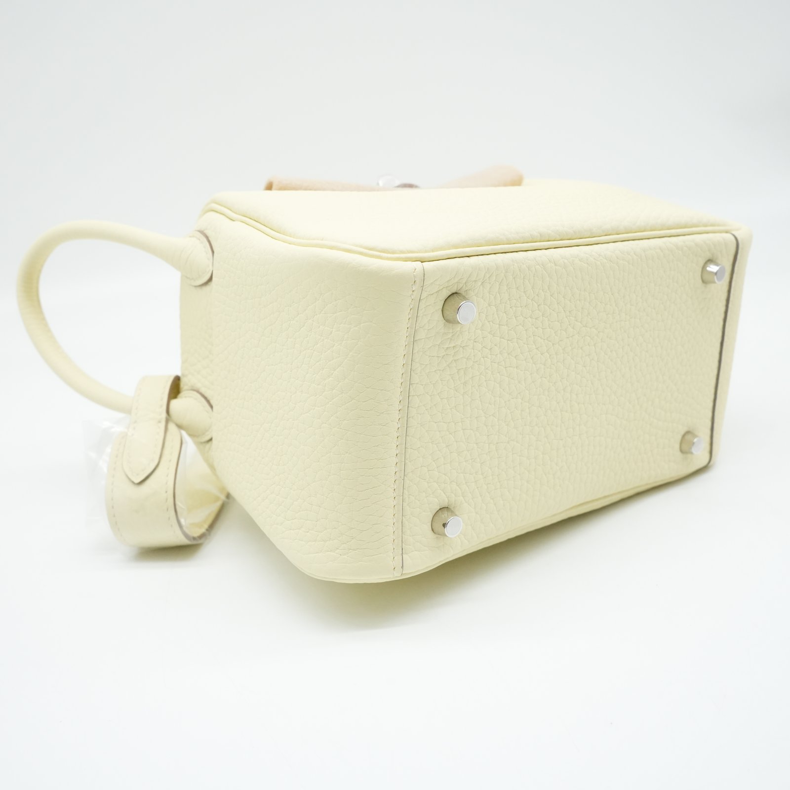 Hermès Lindy Mini Jaune Milton Taurillon Clemence Leather Shoulder Bag Year 2025 - Detail 1