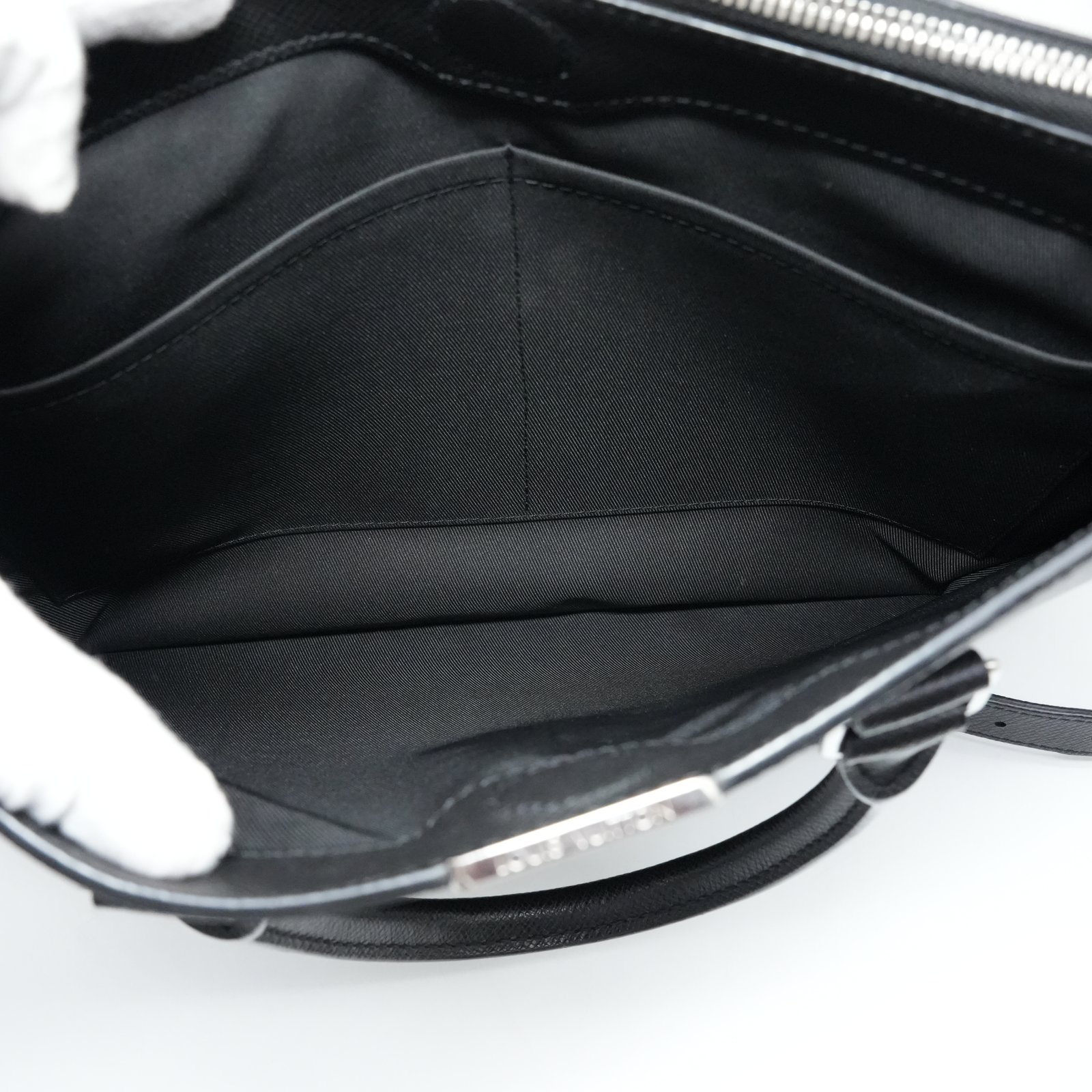 Louis Vuitton Taiga Anton Briefcase Black Leather M30925 - 4