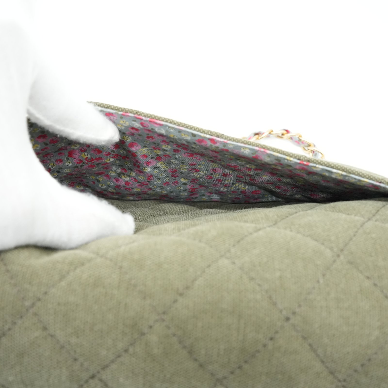 Chanel Cuba Cruise 2016 Shoulder Bag Size 30 - Image 16