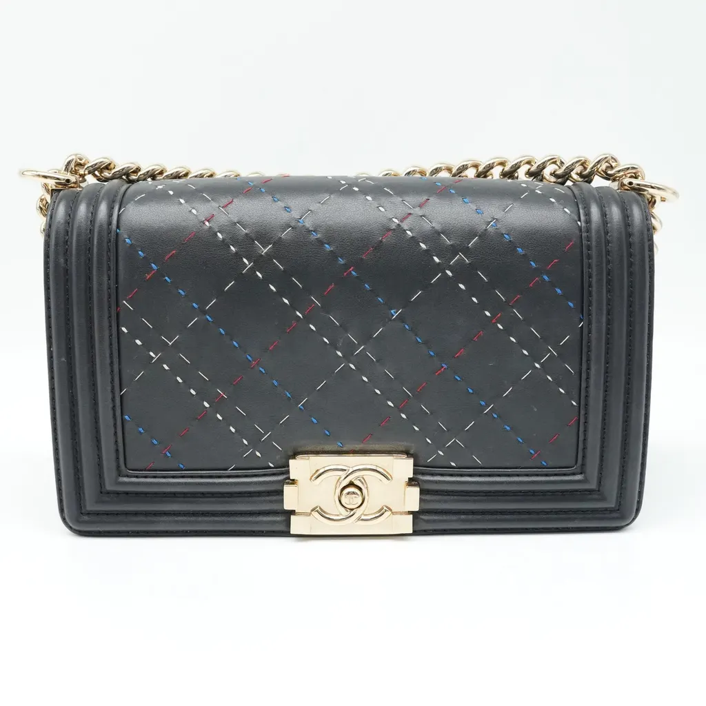 Chanel Boy Bag Black Medium tricolor Black Leather Fair - Back View