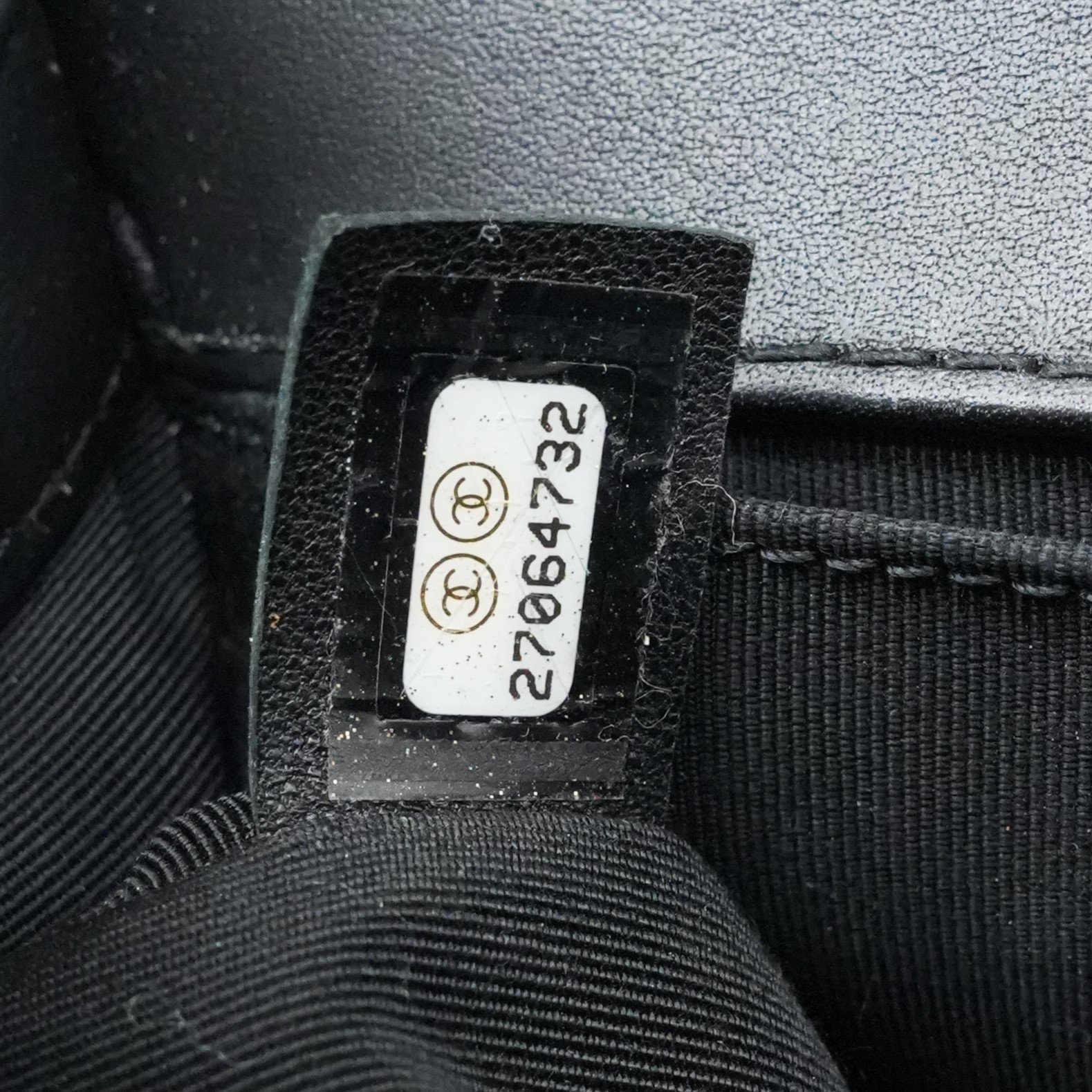 Chanel Boy Bag Black Medium tricolor - Image 10