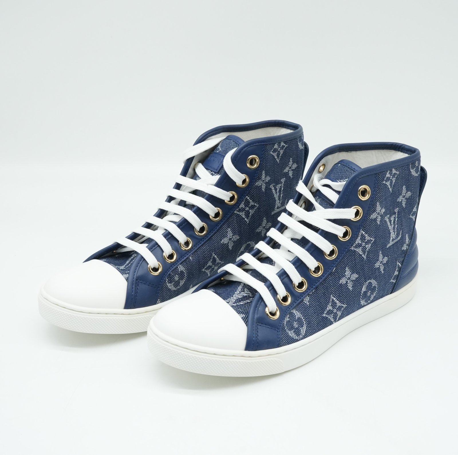 Louis Vuitton High-Top Denim Monogram Stellar Sneaker Size 36.5 - Detail 1