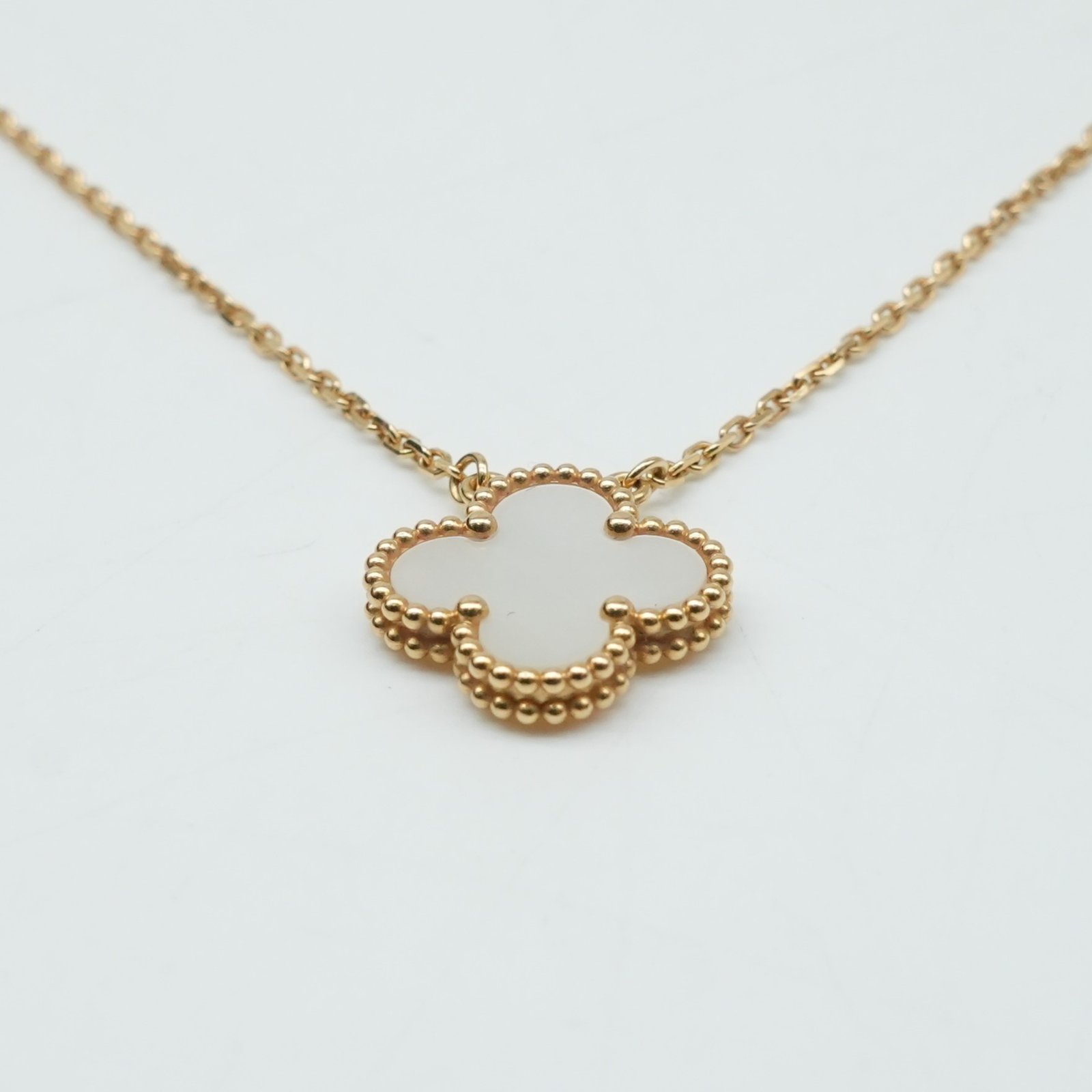 Van Cleef & Arpels Vintage Alhambra Pendant - Back view