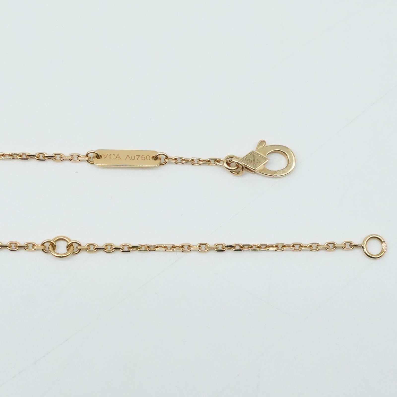 Van Cleef & Arpels Vintage Alhambra Pendant - Side view