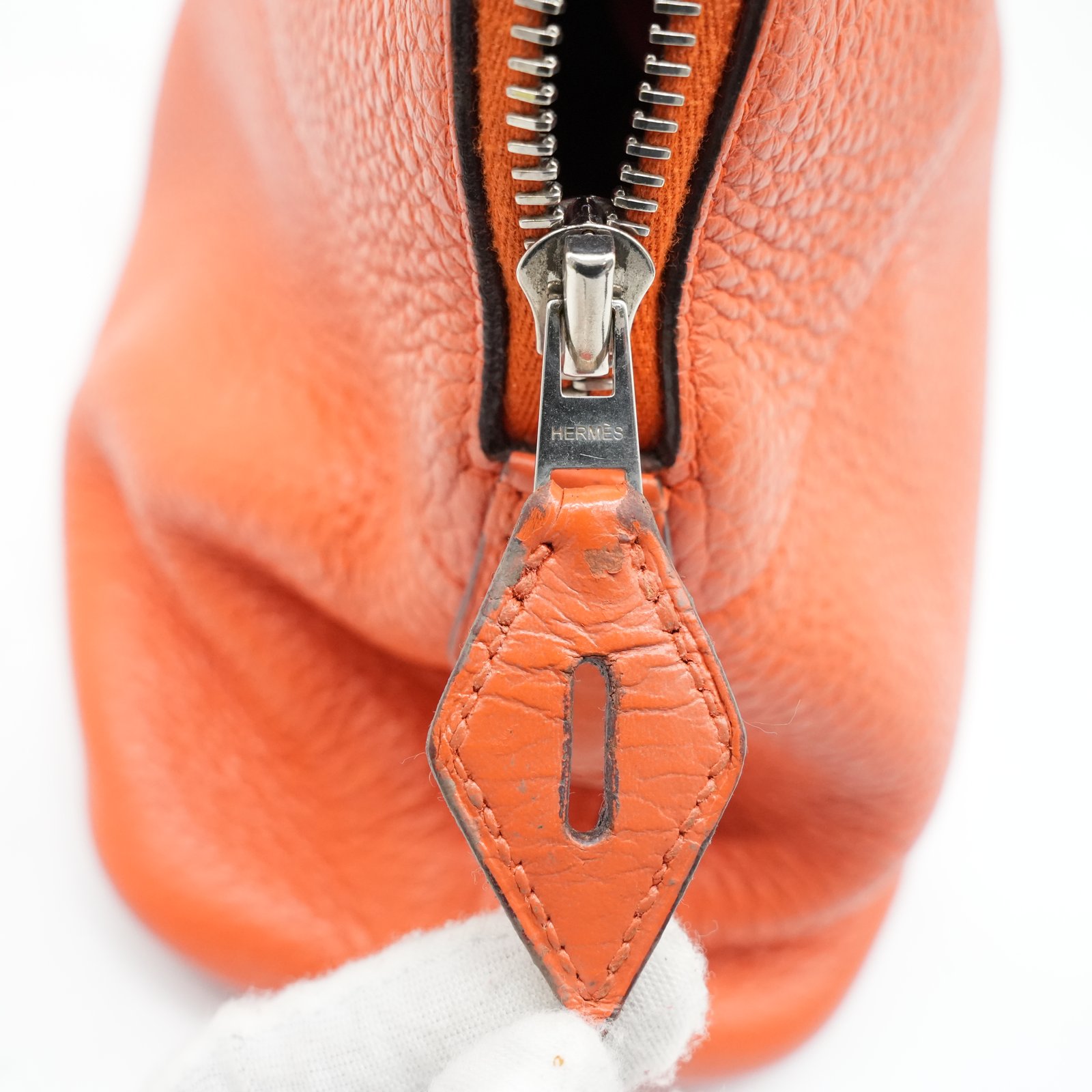 Hermès Bolide 31 Handbag In Potiron Orange Clemence Leather - Image 17