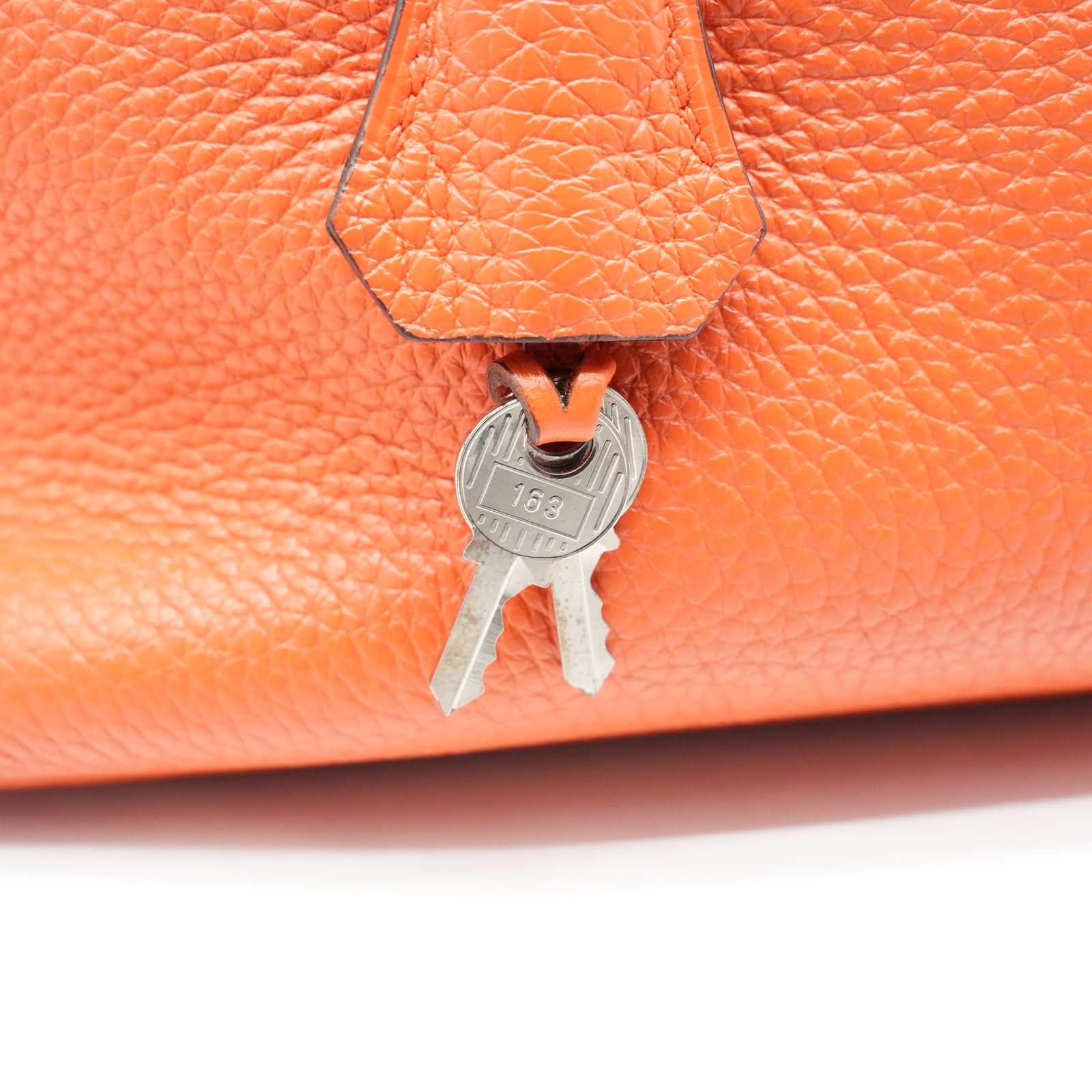 Hermès Bolide 31 Handbag In Potiron Orange Clemence Leather - Image 11