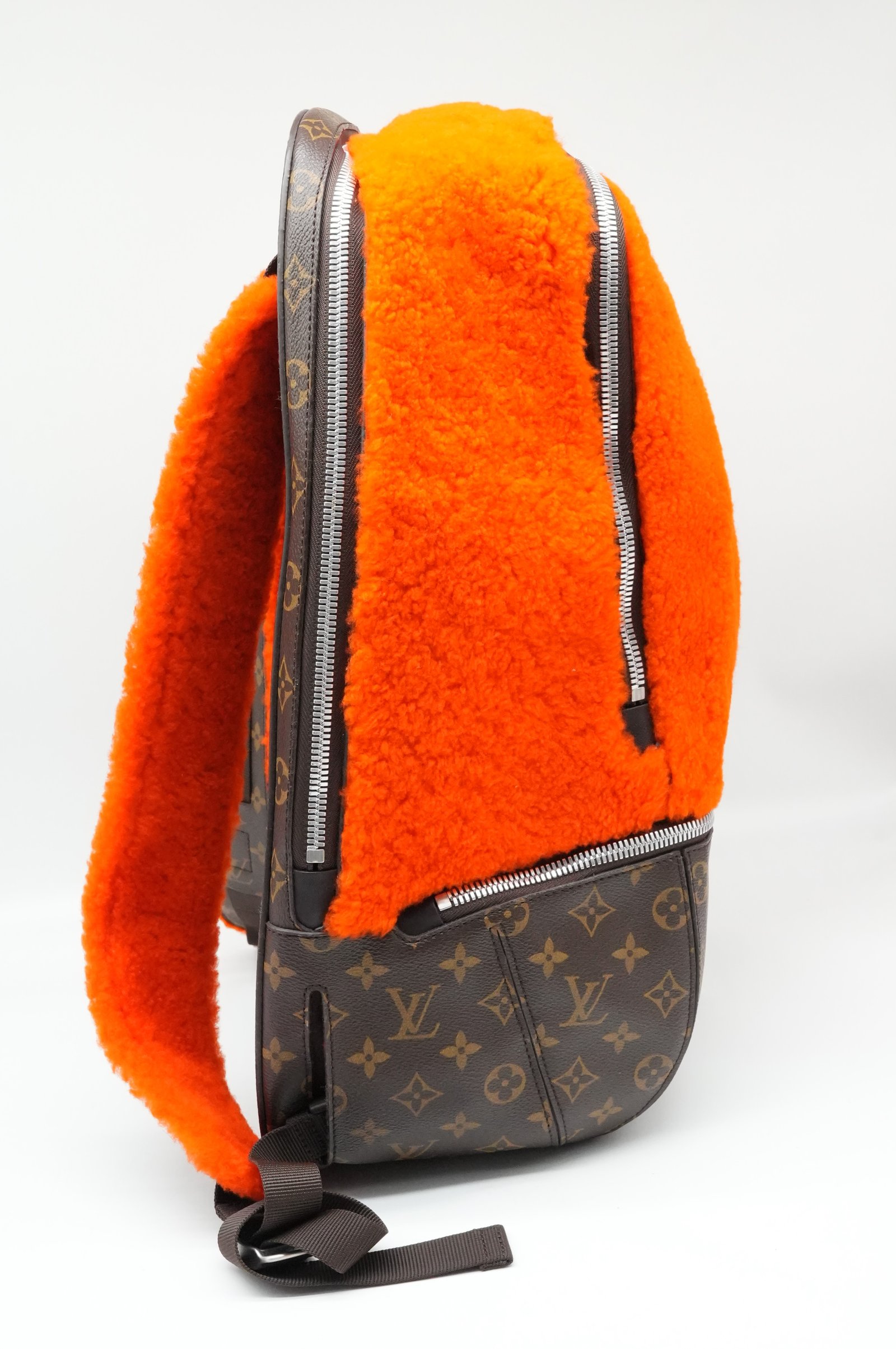 Louis Vuitton Louis Vuitton x Marc Newson Monogram Orange Apollo Backpack M40277 - Image 6