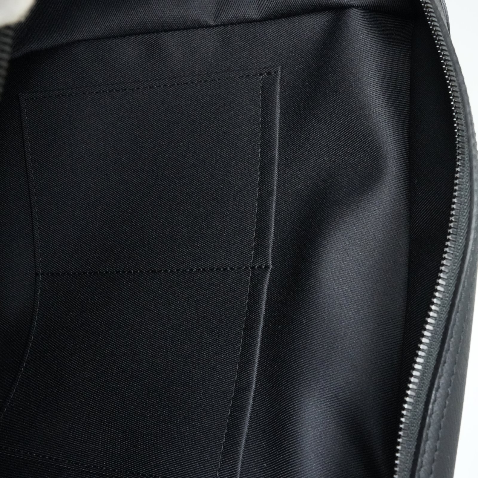 Louis Vuitton Black Leather Taiga Rainbow Backpack M30337 - Image 13