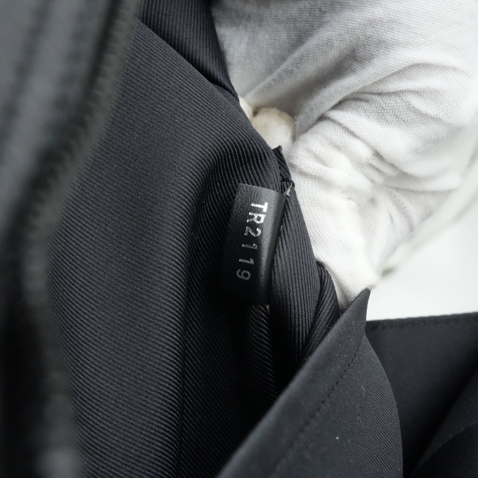 Louis Vuitton Black Leather Taiga Rainbow Backpack M30337 - Image 15