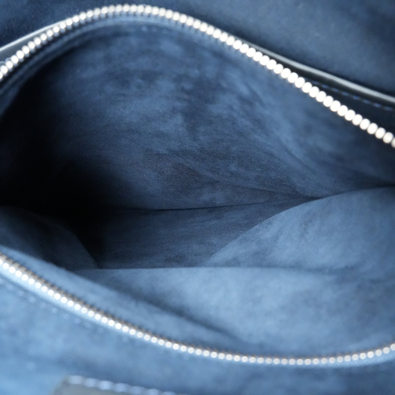 Louis Vuitton Christopher MM Epi XL Backpack M24326 - Image 19