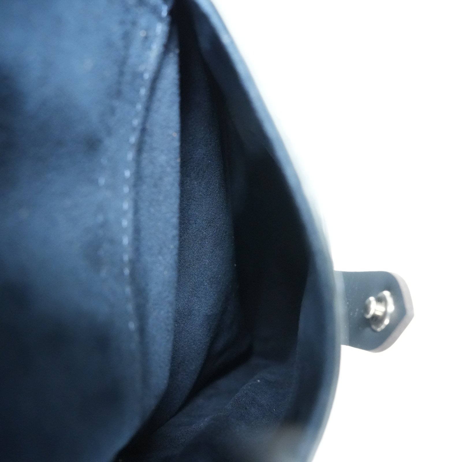 Louis Vuitton Christopher MM Epi XL Backpack M24326 - Image 12