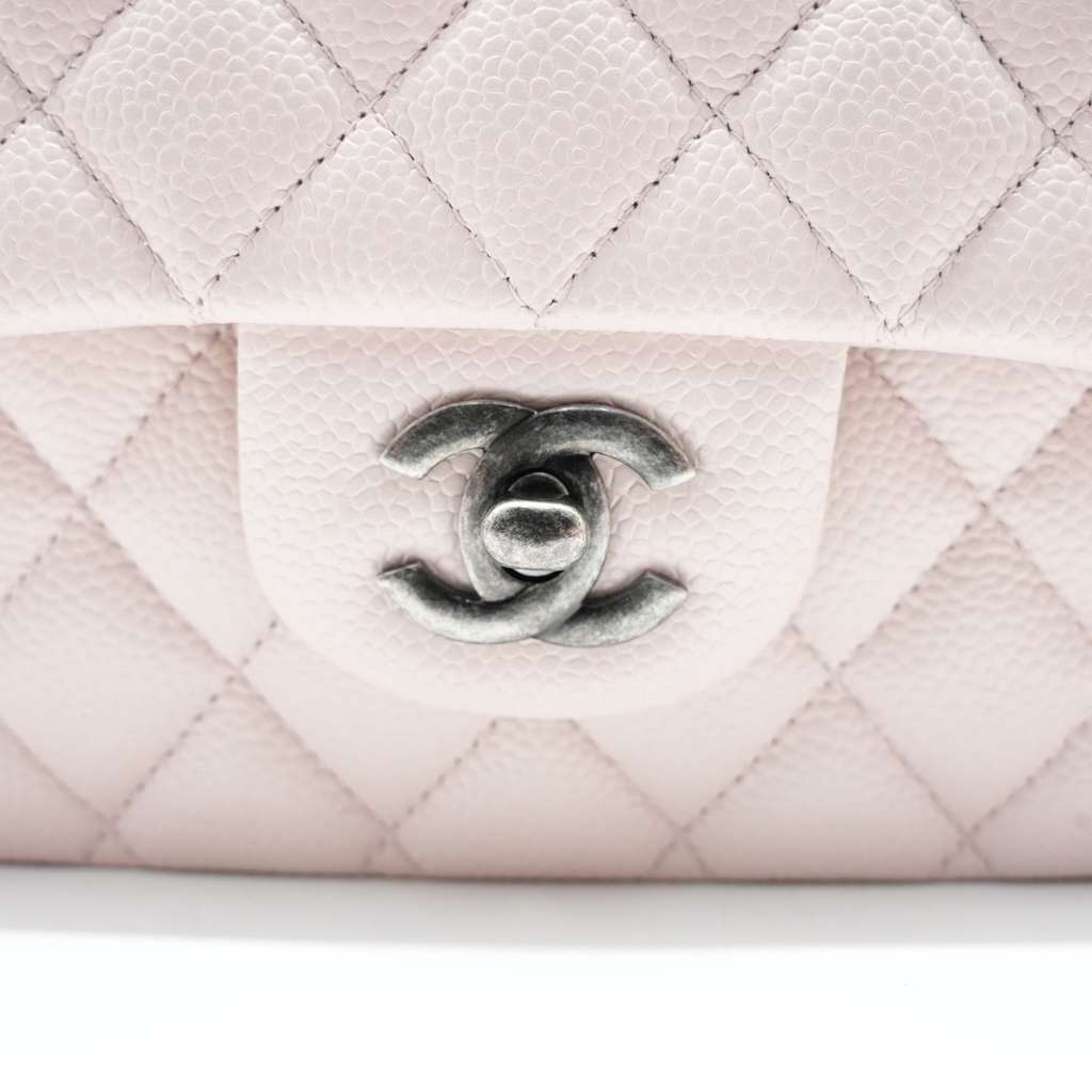 Chanel Classic Medium Flap Nude Caviar Leather Bag with Ruthenium Hardware Size 25 - Image 10