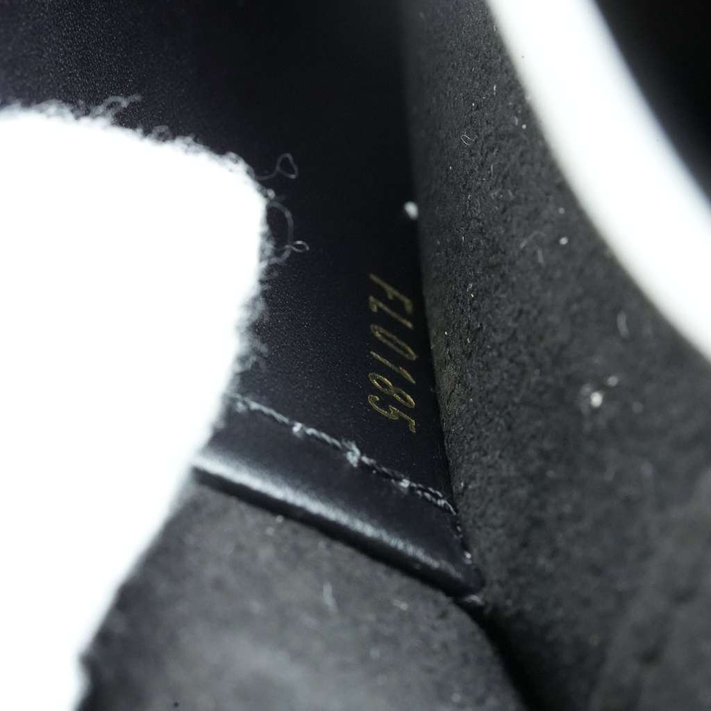 Louis Vuitton Black Leather Louise Chain Clutch - Image 20